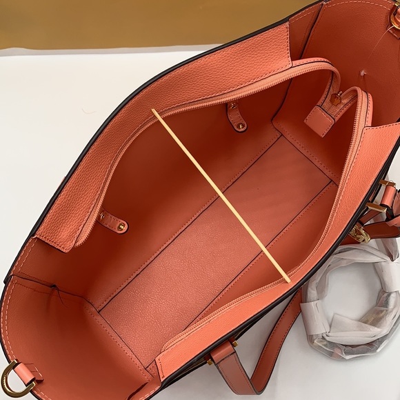 MICHAEL KORS 
Maisie Large Pebbled Leather 3-in-1 Tote Bag SHERBERT SIGNATUR - Picture 8 of 16